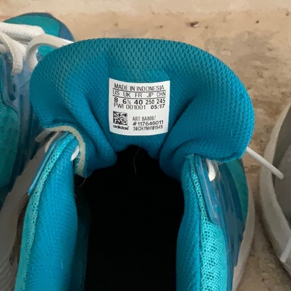 Adidas cloud foam running shoes - Picture 6 of 7